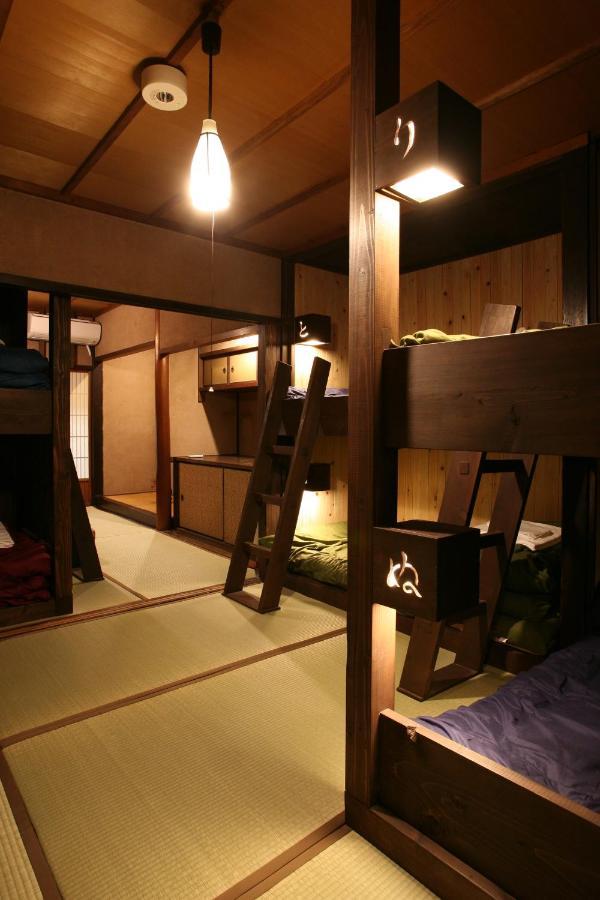 Onomichi Guest House Anago-No-Nedoko Buitenkant foto