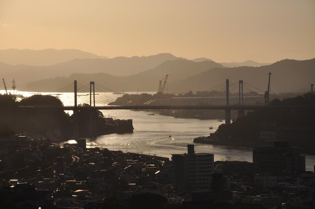 Onomichi Guest House Anago-No-Nedoko Buitenkant foto