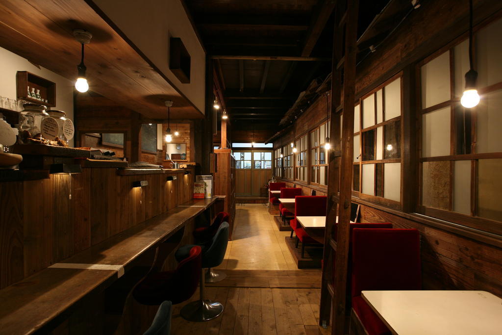 Onomichi Guest House Anago-No-Nedoko Buitenkant foto