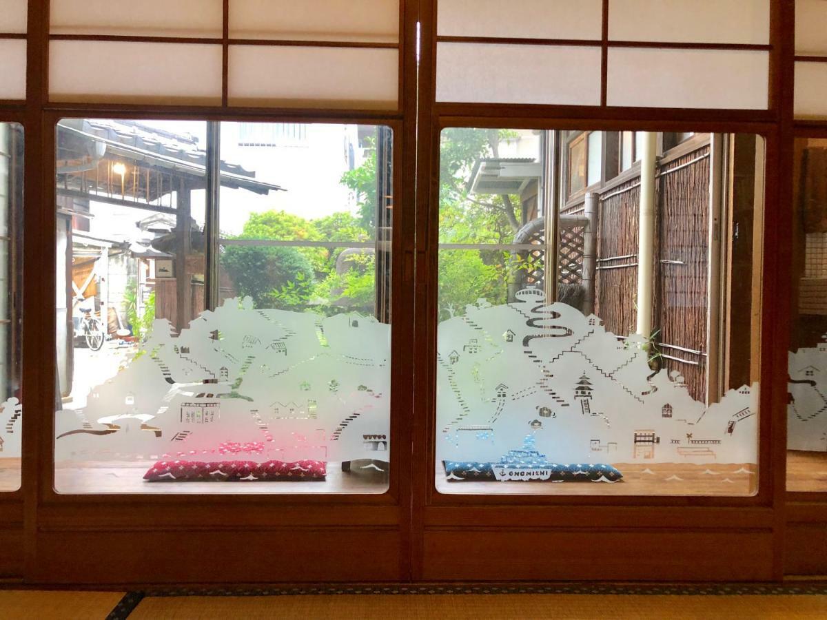 Onomichi Guest House Anago-No-Nedoko Buitenkant foto